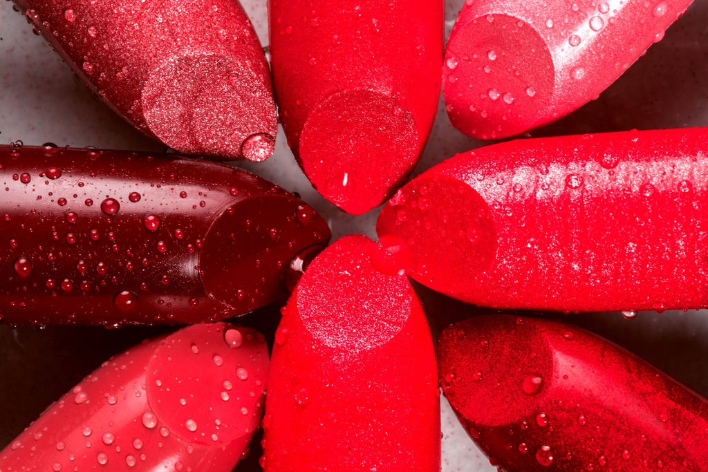 The Secret to Bold, Defined Lips at Festivals!